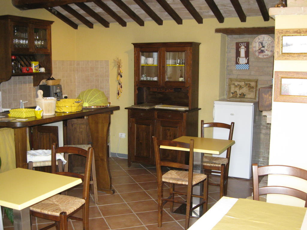 Giannetti Bed & Breakfast Poggio alle Mura Exteriör bild